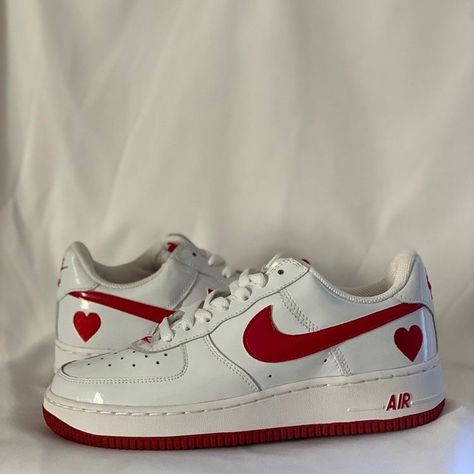 #fashion #sneakerhead #sneakers #sneakerhead #sneakernews #rare #nikesneakers #nikeairforce1 #nike #nikeairforceone #nikesneakers Shoes I Want, Cute Aesthetic Shoes, Best Nike Shoes, Tenis Air Force, Aesthetic Sneakers, Обувь Air Jordan, Nike Air Force One, Trendy Shoes Sneakers, Jordan Shoes Girls