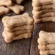 Sourdough Starter Dog Treats, Sourdough Discard Dog Biscuits, Discard Dog Treats, Sourdough Dog Treats Homemade, Sourdough Dog Biscuits, Sourdough Dog Treats, Sourdough Discard Dog Treats, Daily Sourdough, Dog Treat Icing