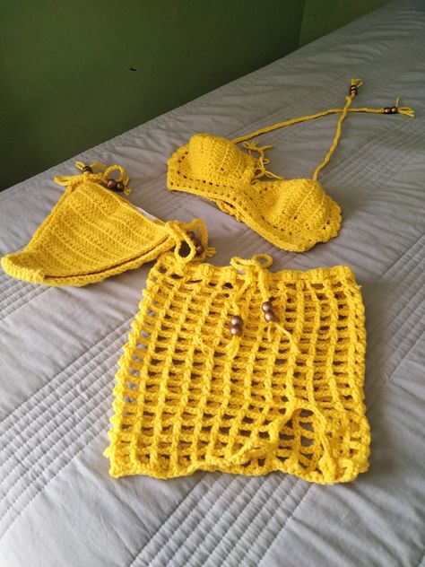 Strawberry Bra Crochet, Crochet Flower Bikinis, Coverup Skirt, Crochet Bikini, Diy Clothes, Crochet Top, Cover Up, Yellow, Crochet