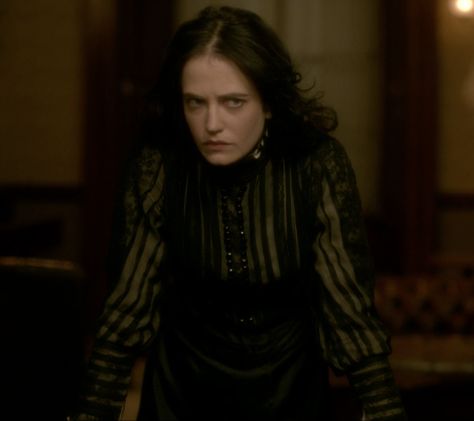 Penny Dreadful Vanessa Ives, Walburga Black Aesthetic, Vanessa Ives Aesthetic, Penny Dreadful Vanessa Eva Green, Penny Dreadful Vanessa, Evil Mother, Black Lilith, Vampire Love Story, Evil Woman