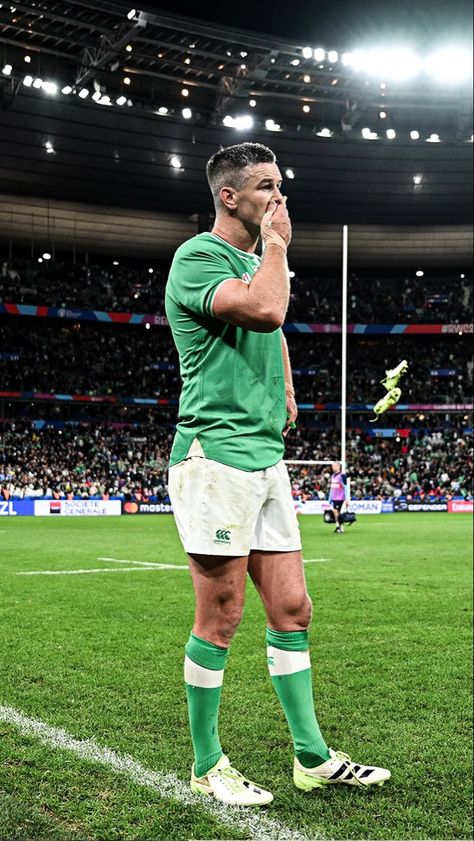 Ireland Rugby Wallpaper, Springboks Wallpaper Rugby, All Blacks Rugby Wallpaper, Johnny Sexton, Rugby Ireland, Rees Zammit, Rugby Pictures, Fit Rugby Players, Ireland Rugby