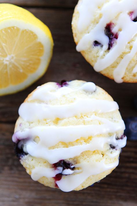 Lemon Blueberry Muffins Recipe, Paleo Blueberry Muffins, Homemade Blueberry Muffins, Blueberry Muffin Recipe, Blueberry Muffins Recipe, Easy Blueberry Muffins, Best Blueberry Muffins, Streusel Muffins, Low Carb Muffins