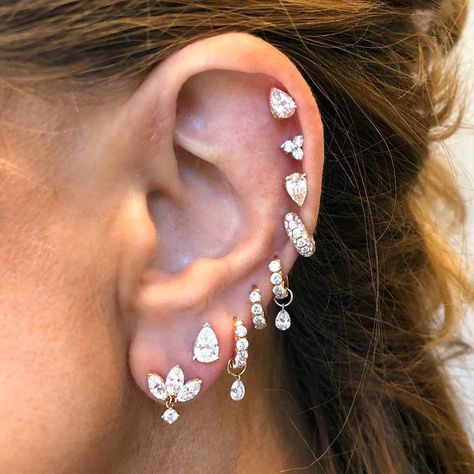 Curated Earrings, Maria Tash Earrings, Curated Ear, Cool Ear Piercings, Pretty Ear Piercings, Maria Tash, Earrings Inspiration, Tragus Piercings, Ear Candy