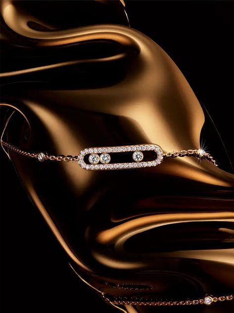 Sélection Summer Vibes - Bijoux de Luxe Or et Diamant Messika Messika Jewelry, Long Diamond Necklace, Rose Gold Diamond Bracelet, Large Diamond Rings, Diamond Jewel, Bracelets Gold Diamond, Gold Diamond Necklace, Luxury Rings, Diamond Bangle