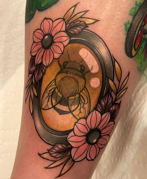 Cortney Norton ♡ on Instagram: “A bee trapped in amber from my One Shot Wall designs! 🐝 • • • #inkanddagger #inkanddaggertattoo #bee #beetattoo #ambertattoo #artdecotattoo…” Amber Tattoo, Bee Traps, Art Deco Tattoo, Neo Trad Tattoo, Bee Tattoo, Wall Designs, Neo Traditional, Skin Art, One Shot