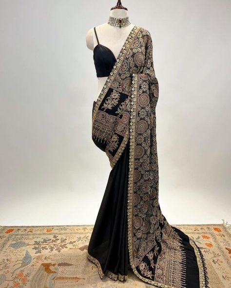 Trendy Outfits Indian, Fashionable Saree Blouse Designs, Beautiful Black Dresses, Fancy Sarees Party Wear, Desi Fashion Casual, Pakistani Fancy Dresses, Indian Fashion Saree, Saree Designs Party Wear, Embroidered Saree