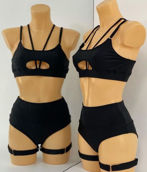 Pole Outfits Dancers, Pole Dancer Outfit, Pole Clothes, Wrestling Outfits, Diy Cut Shirts, Pole Dance Wear, Pole Dancing Clothes, Rave Fits, Gala Outfit