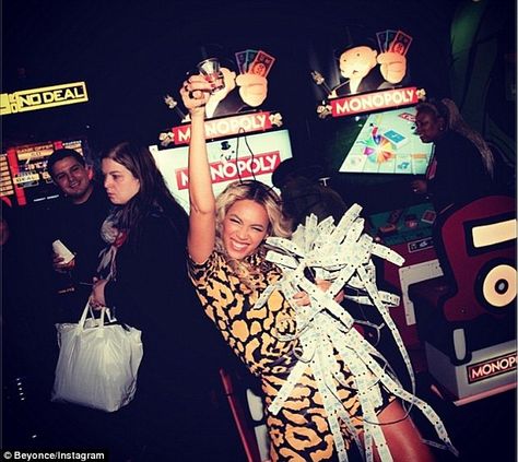 Queen B: Beyonce poses in celebratory mode the same day Billboard reveals her new album will reach number one Beyonce Yonce, Beyonce 2013, Album Release Party, Beyonce Album, Dave & Busters, Mrs Carter, Release Party, Beyoncé Giselle Knowles-carter, Beyoncé Giselle Knowles