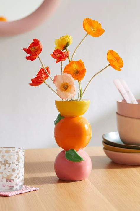 ban.do Stacked Citrus Vase | Urban Outfitters Funky Vases, Luxury Home Accessories, Writing Utensils, Clay Vase, Ceramic Flowers, Ceramic Vase, Clay Crafts, Flower Vases, Apartment Decor