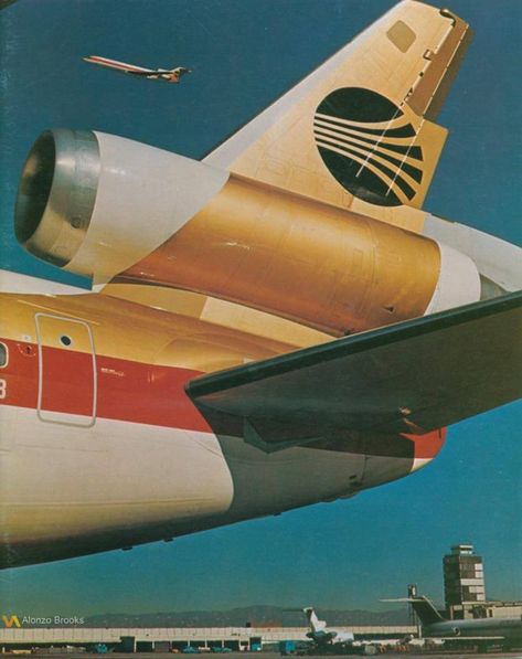 Airlines Branding, Aviation Nation, Continental Airlines, Aviation Posters, Gatwick Airport, Report Cover, Dc 10, Airline Logo, Best Airlines