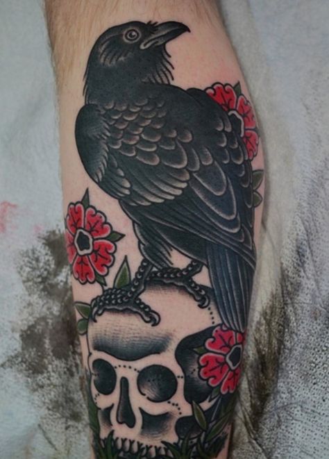 raven tattoos | As we have already mentioned, raven tattoos depict a variety of ... Raven Tattoos, Rabe Tattoo, Crow Tattoo Design, Dragons Tattoo, Tattoos Pinterest, Tattoo Old School, Crow Tattoo, Raven Tattoo, Rosen Tattoo