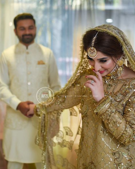 Nikkah Poses, Nikah Photography, Bride Shots, Burgundy Quinceanera Dresses, Bride Groom Photoshoot, Muslim Wedding Photography, Bridal Mehndi Dresses, Nikah Dress, Groom Photoshoot