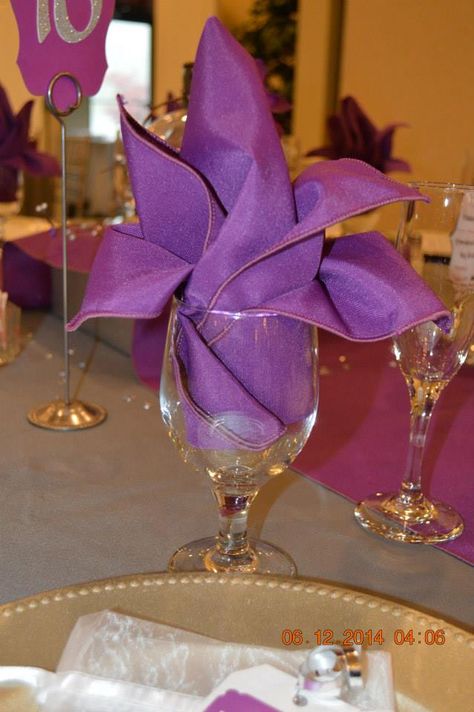 "Flame" folded napkin at Brandy and Tim's June wedding! #napkinfold #weddingideas #summerwedding #capriottiscatering Napkin In Glass Ideas, Ideas For Wine Glasses, Wedding Napkin Folding, Napkin Designs, Fancy Napkin Folding, Christmas Napkin Folding, Gala Decorations, Fall Wedding Color Schemes, Gala Themes