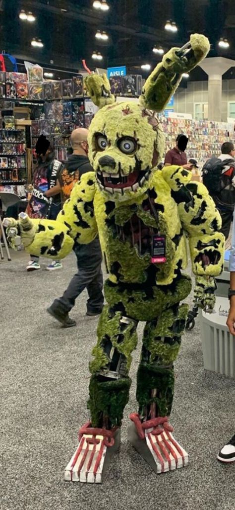 Spring Trap Cosplay, Fnaf Fursuit, Trap Outfit, Springtrap Costume, Springtrap Cosplay, Fnaf Cosplays, Fnaf Costume, Yellow Rabbit, Rabbit Mask