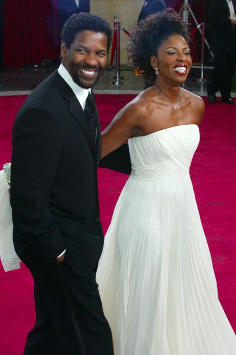 Denzel Washington and Wife Pauletta Have Too Many Sweet Moments to Count Black Celebrity Couples, Famous Celebrity Couples, Celebrity Families, Black Actors, Black Love Couples, Black Hollywood, Sweet Moments, Black Celebrities, Denzel Washington