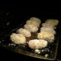 Armadillo Eggs Recipe, Eggs Oven, Delish Appetizers, Armadillo Eggs, Eggs Recipe, Cajun Recipes, Bacon Bits, Seasoning Mixes, Stuffed Jalapeno Peppers