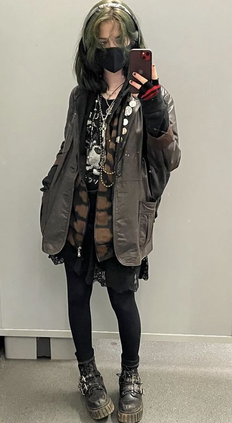 credit // bumblephii on ig Bumblephii Outfits, Beanie Alt Outfit, Goth Beanie Outfit, Harajuku Style Black Spring Outerwear, Dark Mori Kei Fashion, Dark Mori Kei Aesthetic Outfits, Non Binary Outfits, Alternative Fashion Outfits, Grunge Fits