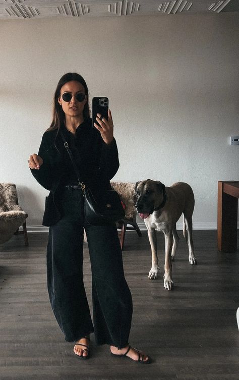 Natalie Borton, Round Metal Sunglasses, Winter Fit, All Black Looks, Linen Tee, Outfit Formulas, Product Recommendations, Summer Bag, Back In Stock