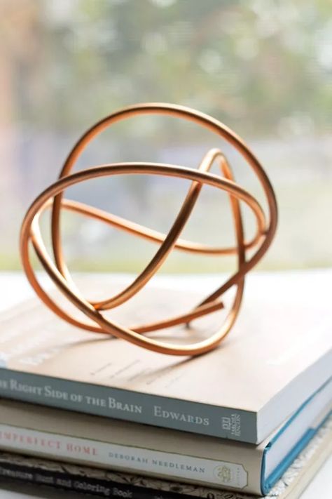 Coil Sculpture, Copper Pipe Art, Copper Diy Projects, Copper Decoration, Copper Wire Crafts, Copper Wire Art, Copper Work, Diy Home Accessories, Copper Crafts