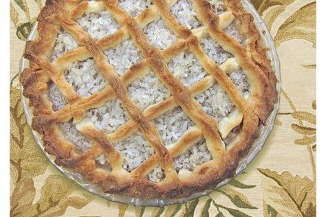 Bahamian Coconut Tart Recipe, Coconut Tart Recipe, Bahamas Food, Bahamian Food, Tart Crust Recipe, Coconut Tart, Coconut Cake Recipe, Scones Ingredients, Coconut Pie