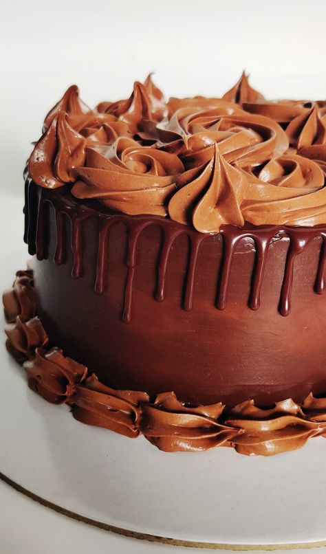 Belgium Chocolate Cake, Belgian Chocolate Cake, Belgium Chocolate, Chocolate Truffle, Moist Chocolate Cake, Belgian Chocolate, Cake Cover, Chocolate Truffles, Chocolate Ganache