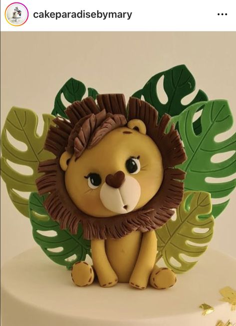 Lion Fondant Topper, Fondant Lion, Sugar Animal, Safari Cupcakes, Elephant Cake Toppers, Moana Theme, Animal Birthday Cakes, Fondant Figures Tutorial, Lion Birthday