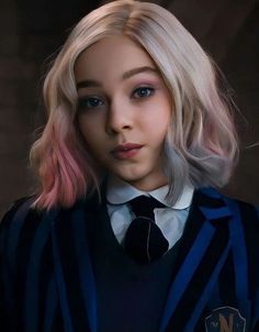 Wednesday Addams Outfit, Addams Familie, Enid Sinclair, Emma Myers, Sister Poses, Homecoming Outfits, The Addams Family, Korean Girl Fashion, Jenna Ortega