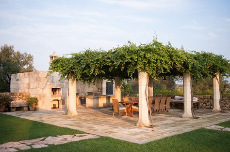 Small Structures, Bali Style Home, Rustic Pergola, Mediterranean Aesthetic, Farm Village, Italy House, Puglia Italy, Outdoor Entertaining Area, Pergola Designs