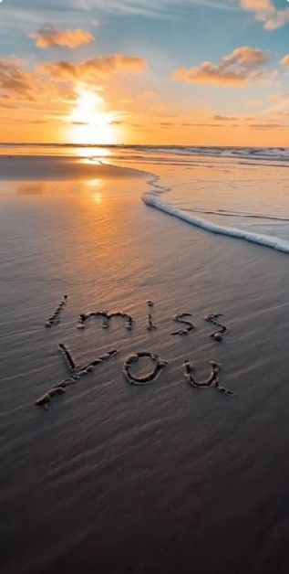 Sparkly Iphone Wallpaper, Sand Writing, Miss You Images, Carolina Do Norte, Cute Beach Pictures, Beautiful Beach Pictures, Farm Photography, Beach Hotel & Resort, Artsy Pictures