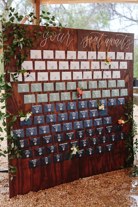 Wood + Paper :: Envelope Escort Board Wedding Table Assignments, Table Assignments, Table Seating Chart, Wedding Table Plan, Seating Plan Wedding, Card Display, Seating Plan, Seating Chart Wedding, Wedding Mood