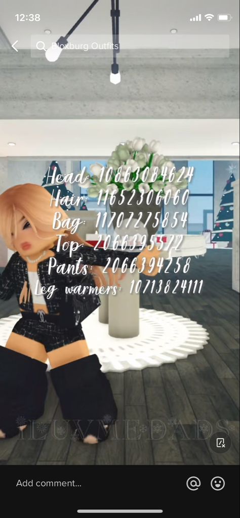 Roblox Hotel Outfit Codes, Rich Girl Outfit, Roblox Sets, Rich Outfits, Mom Ootd, Bloxburg Outfits, Clothing Codes, Rich Mom, Berry Codes