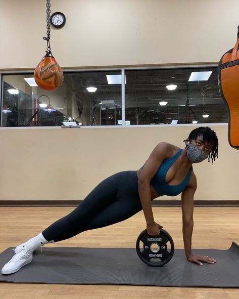 Ashley | Mobility + Workouts on Instagram: “STABILITY // FULL BODY SWIPE ✨ SAVE ✨ SHARE 1. Side Plank Row 2. Lateral Lunge into Single Leg Plate Raise 3. Single Leg Around the…” Mobility Workouts, Plank Row, Lateral Lunges, Side Plank, Full Body, The Row, On Instagram, Instagram