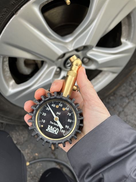 tire pressure gauge guide Tire Pressure Gauge, Cool Suits, Tires, Car Tires, Gadgets, Vehicles, Cars, The World, Quick Saves