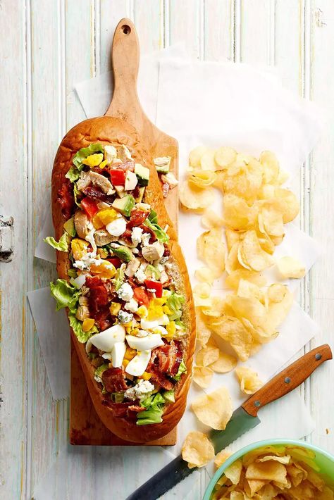 Enjoy this Cobb Salad Sub recipe for your next summer lunch or dinner! No Cook Dinner, Classic Cobb Salad, Rotisserie Chicken Salad, 500 Calorie, Cook Meals, Gardens Ideas, Cook Dinner, No Cook, Bread Bowl