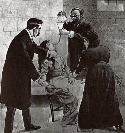 An illustration which shows the readers of the newpaper how the process of force feeding was carried out. Women who were subjected to this action described it as being violated and brutal. A tube was forced down the woman's nasal passage to her stomach and liquidised food or broth (not heated) was poured down it via a funnel. The Suffragettes, Alice Paul, Force Feeding, Creepy History, Suffrage Movement, Hunger Strike, Humor Videos, Retro Advertising, Interesting Photos