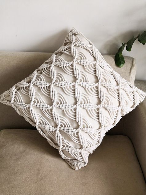 Macrame Pillow Cover, Macrame Pillow, Pola Macrame, Wedding Pillow, Crochet Cushion Cover, Cotton Wedding, Macrame Wall Hanging Patterns, Handmade Cushion Covers, Cushion Cover Designs