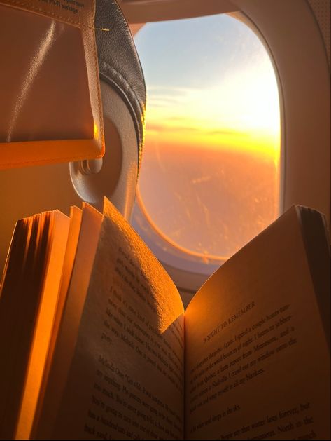 Books Esthetics, Travel Esthetics, Aesthetic Plane Pictures, Romanticizing Reading, Travelling Paris, 2024 Energy, Hour Aesthetic, Account Ideas, Ig Aesthetic