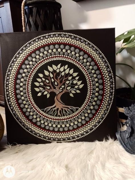 Lippan Art On Circle Board, تاج محل, Mirror Canvas Art, Painted Mirror Art, Mosaic Art Diy, Lippan Art, Mandala Art Therapy, Diy Abstract Canvas Art, Mandala Design Pattern