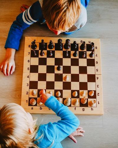 How To Play Chess, Chess Master, Playing Chess, After School Club, The Queen's Gambit, Chess Game, Chess Board, Teaching Kids, Chess