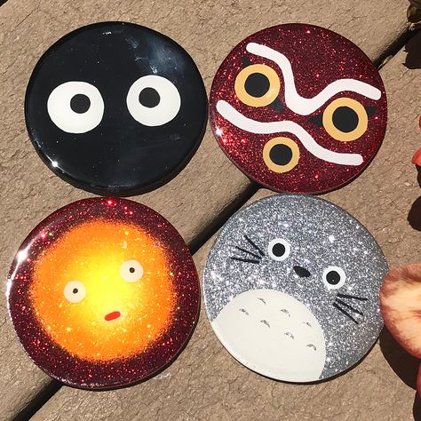 Ceramic Coaster Ideas, Anime Coasters, Totoro Diy, Studio Ghibli Crafts, Clay Coasters, Ceramica Ideas, Diy Coaster, Pottery Coasters, Glitter Pictures