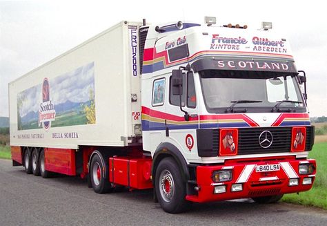 Mercedes Benz SK Eurocab Old Mercedes, Mercedes Truck, Old Wagons, Old Lorries, Scania V8, Mercedes Benz Trucks, Logistics Transportation, Show Trucks, Volvo Trucks