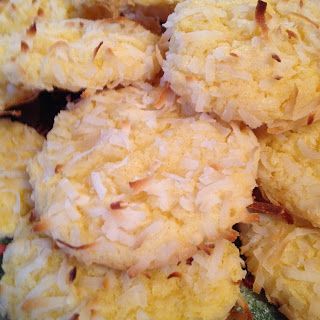 Coconut Clouds, Finger Sweets, Easter Cookie Bars, 12 Days Of Christmas Cookies, Best Cake Mix, Pineapple Angel Food, Cake Mix Cookie Recipes, Vanilla Cake Mixes, Coconut Cookies