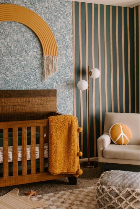 Maximalist Nursery, Mid Century Nursery, Modern Baby Room, Dreamy Nursery, Maximalist Design, Nursery Room Design, Baby Room Inspiration, Design Box, Nursery Room Inspiration