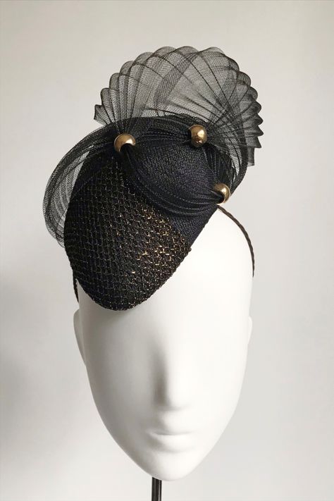 Black Headpiece, Foil Dress, Dress With Hat, Gold Headpiece, Fits Inspo, Touch Of Gold, Gold Beads, Black And Gold, Gold Black