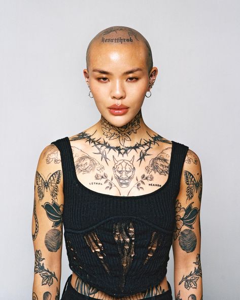 Mei Pang Tattoo, Symmetrical Tattoos, Mei Pang, Symmetrical Tattoo, Tattoos Instagram, Tatoo Inspiration, Buzzed Hair, Natural Hair Short Cuts, Tattoo People