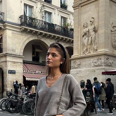 ☆ GRACE FOLEY ☆ on Instagram: "cosy🥐" Grace Beverley, Grace Foley, Sylvia Plath, Winter Fashion, Fashion Inspo, Purse, Paris, On Instagram, Beauty