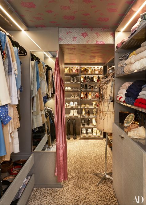 Carole Radziwill Gives AD a Tour of Her SoHo Duplex - Architectural Digest Master Closet Carpet, Closet Carpet, Inside Celebrity Homes, Carole Radziwill, Soho Apartment, Real Housewives Of New York, New York City Apartment, Necklace Storage, Housewives Of New York