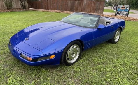 Do you think it is time for collectors to start snapping up good examples of C4 Corvettes? Would you be interested in this 1994 Corvette convertible? Corvette Convertible, Drop Top, Barn Finds, Car Collection, Chevrolet Corvette, Used Cars, Convertible, You Think, Color