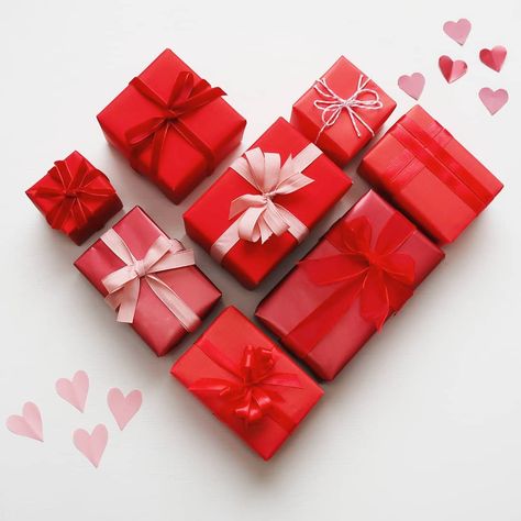 Ready for Valentine's Day? -----> Use different shades of red wrapping paper and finish with pink & red ribbon. Arrange your presents in a… Pink And Red Wrapping Paper, Valentines Gift Wrap, Red Wrapping Paper, Pink Gift Wrap, Different Shades Of Red, Red Gifts, Pink Gifts, Red Ribbon, Shades Of Red