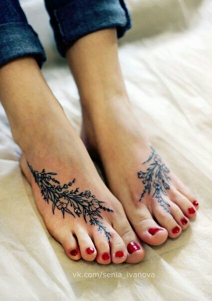 Foot Arch Tattoo, Foot Tattoo Placement, Tattoo Ideas Foot, Vine Foot Tattoos, Floral Foot Tattoo, Butterfly Foot Tattoo, Foot Tattoo Ideas, Foot Tattoo Designs, Flower Foot Tattoo